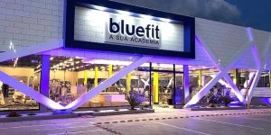Com mais de 80 unidades, Franquia BlueFit é uma das melhores de academia pra investir em 2024
