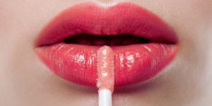 boca com gloss labial